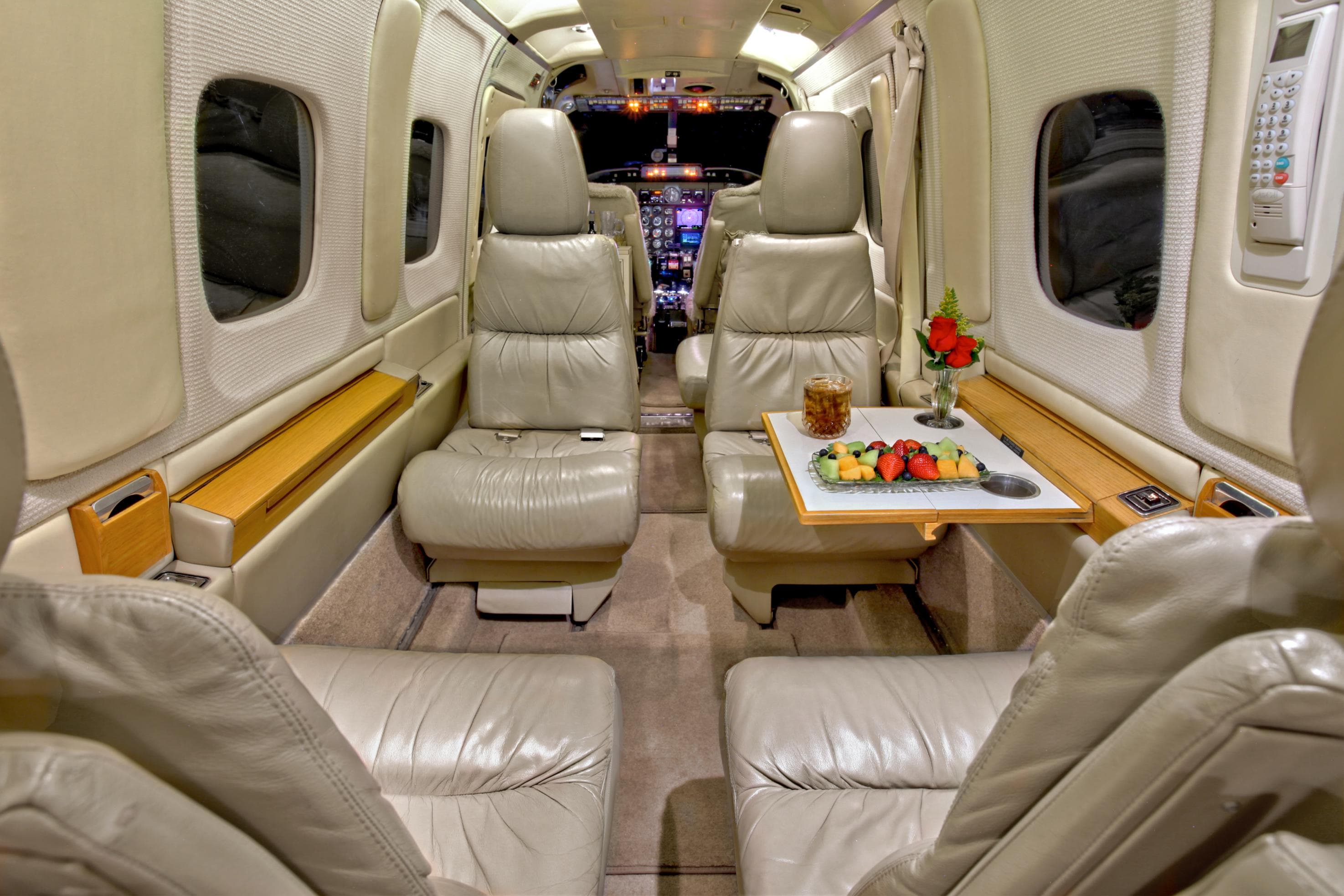 Aero Commander 690 N77HS