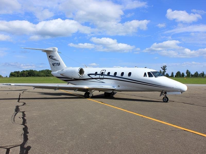 Cessna Citation VII N77SF