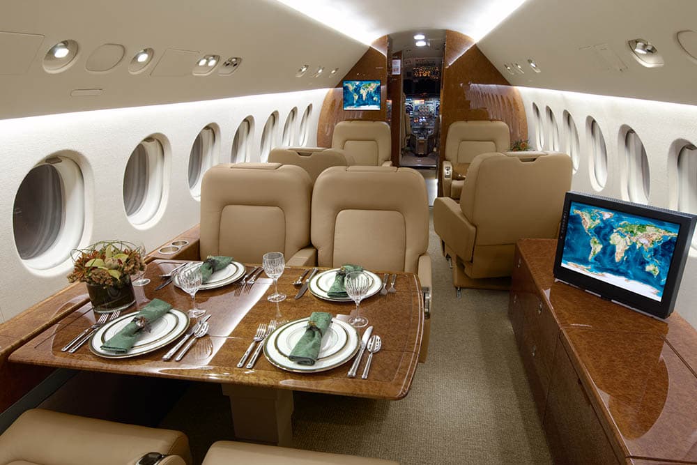 Falcon 900B N780SP