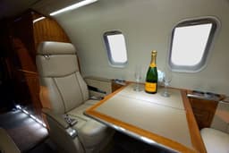 Learjet 40XR N784CC