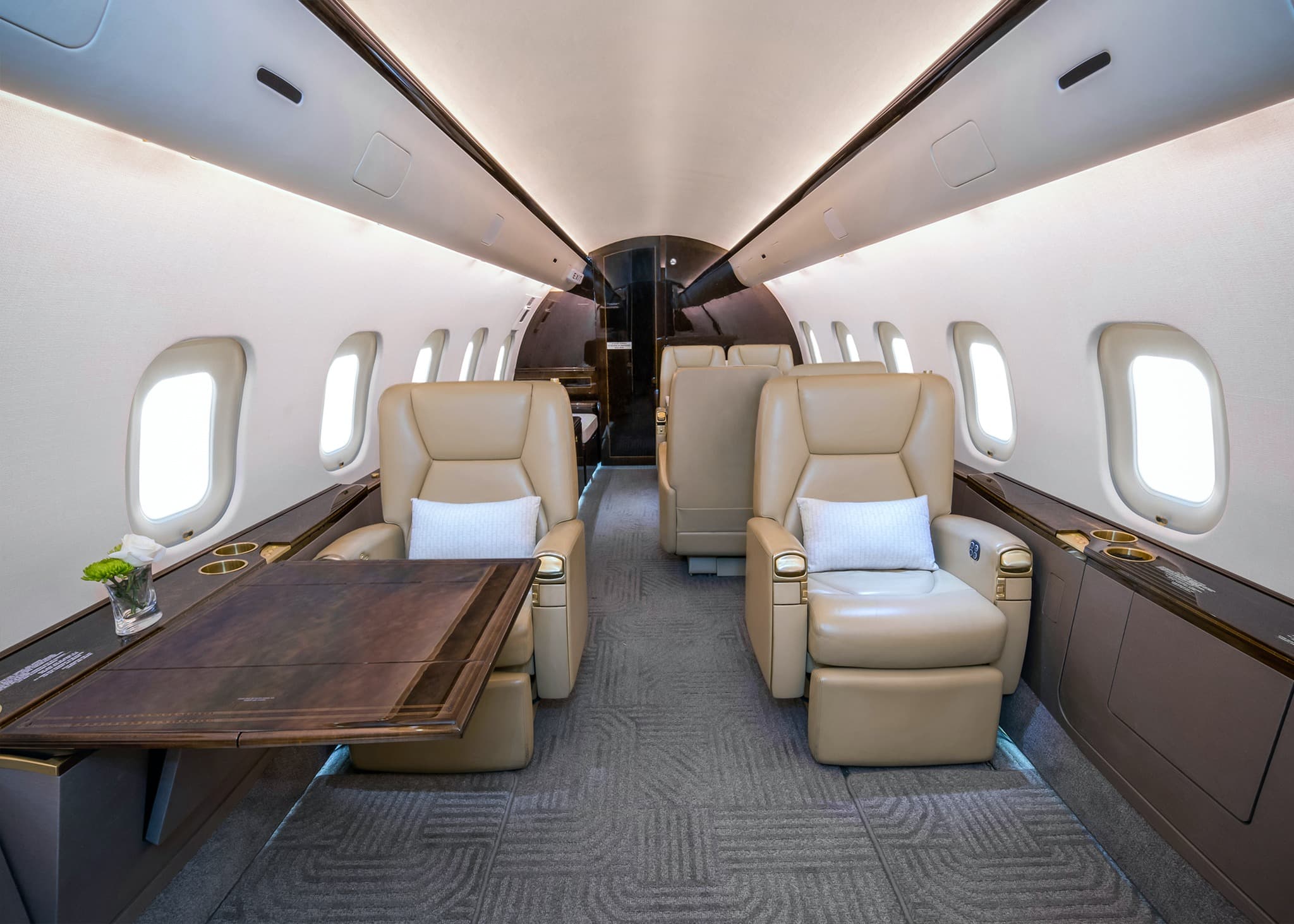Global 5000 N799GS