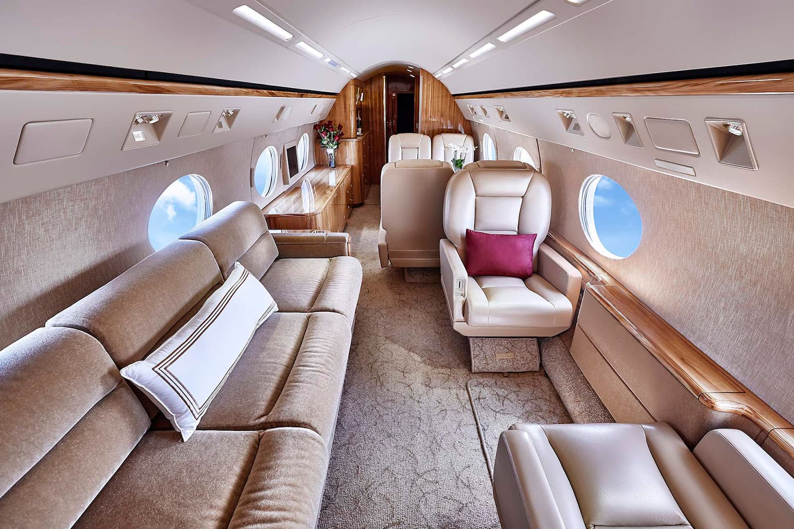 Gulfstream IV N7DK