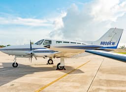 Cessna 402B N800KW