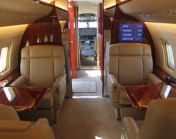 Challenger 604 N800LB