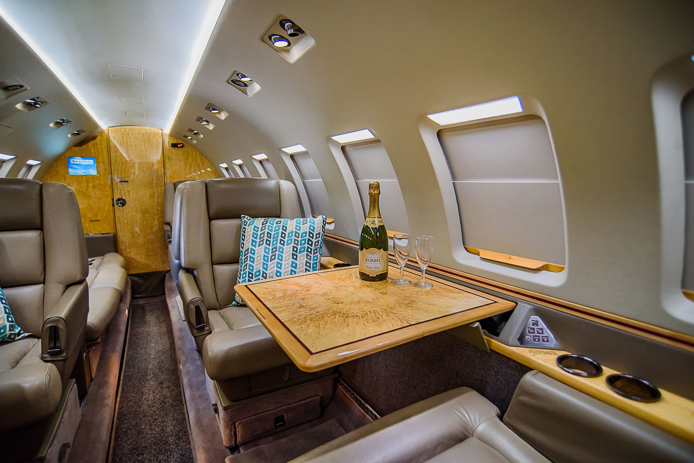 Hawker 1000 N800WD