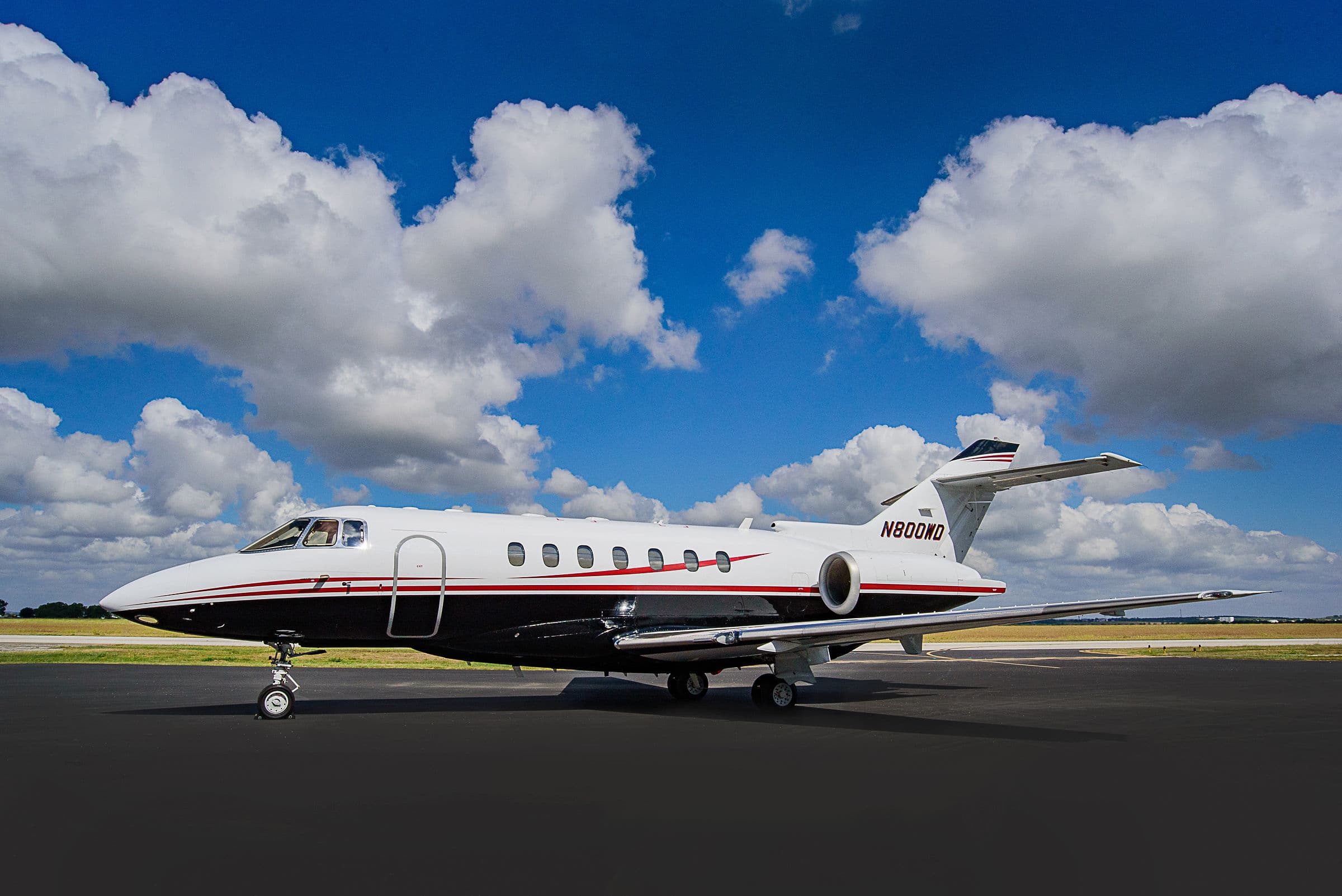Hawker 1000 N800WD