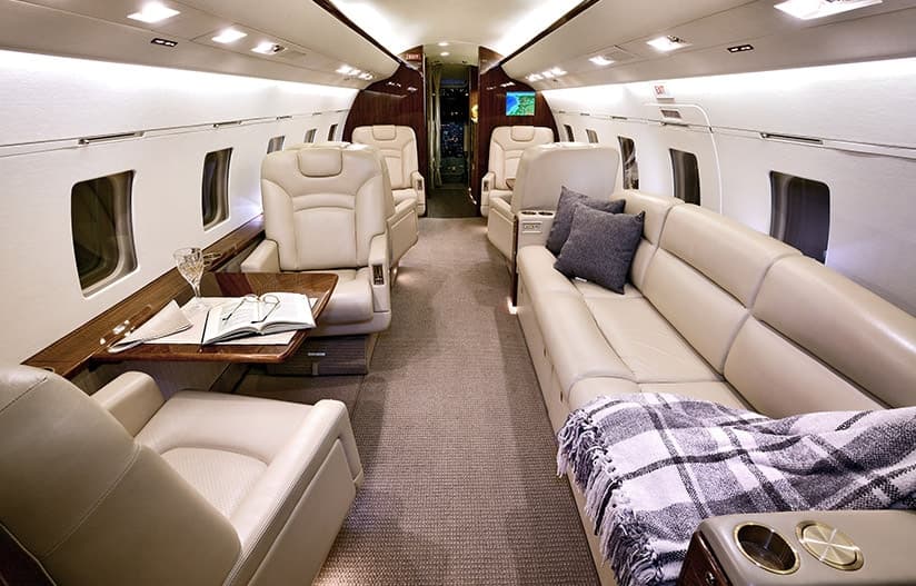 Challenger 601 N807DD