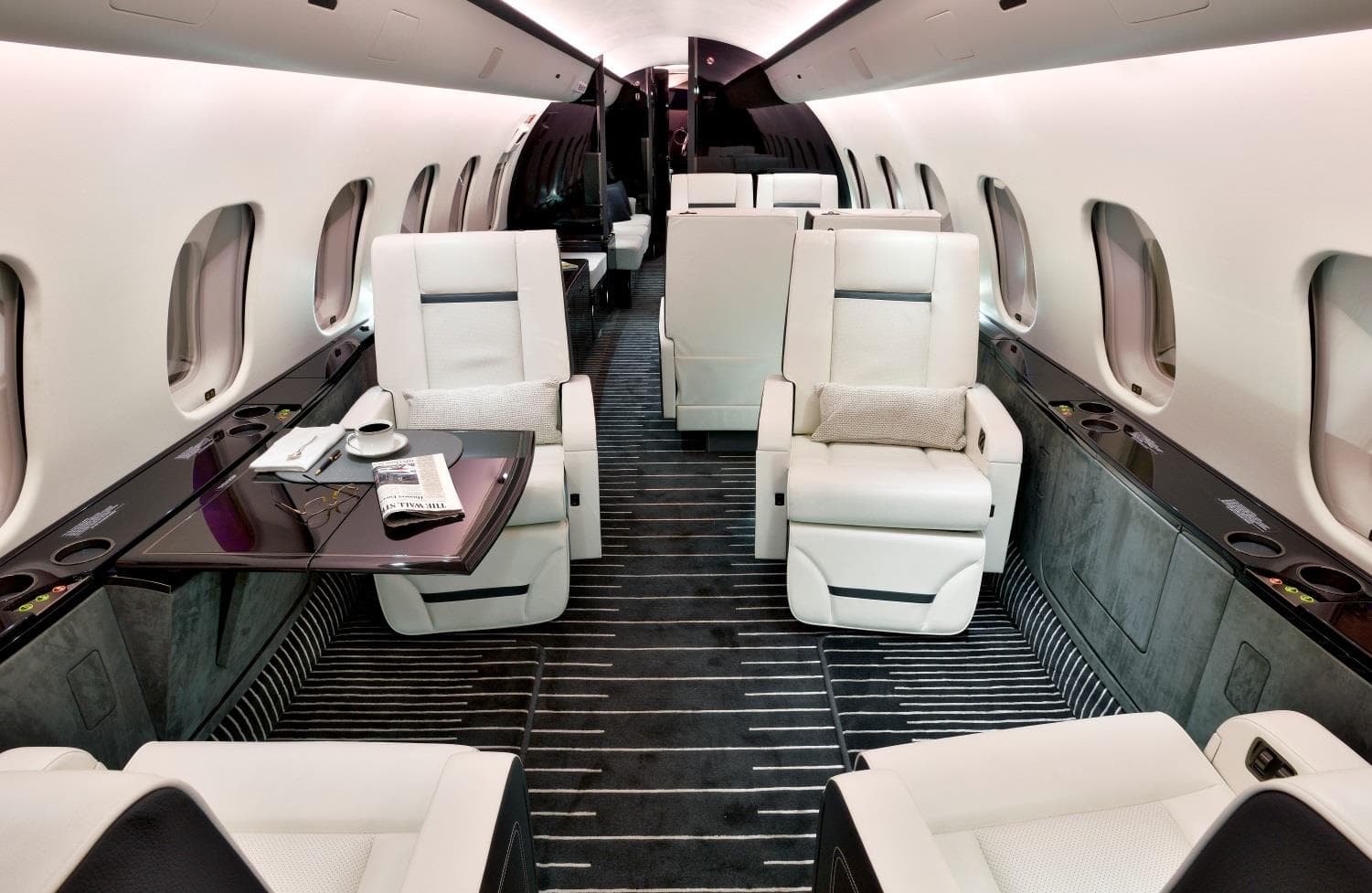 Global 5000 N80AK