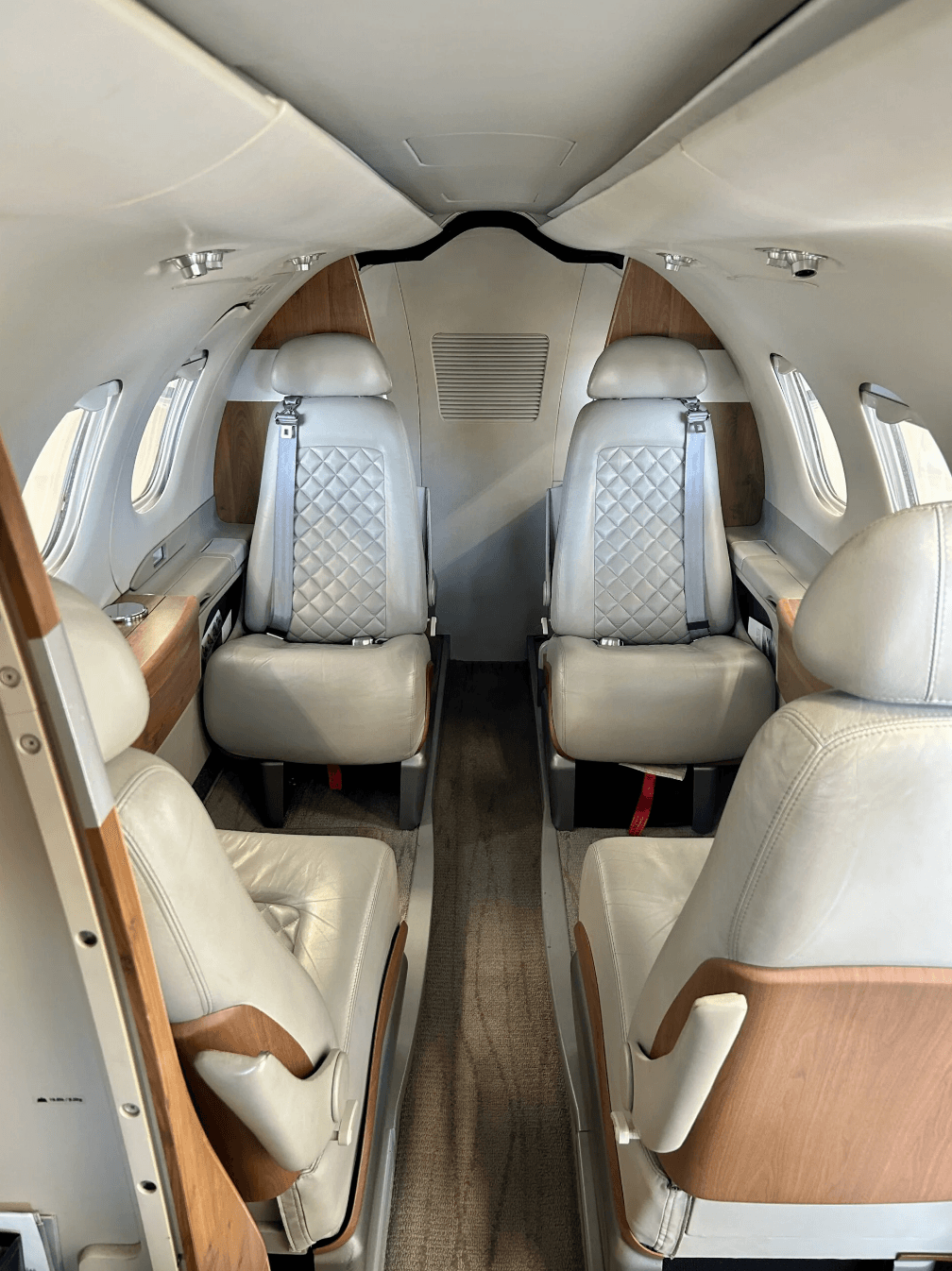 Embraer Phenom 100 N80EJ