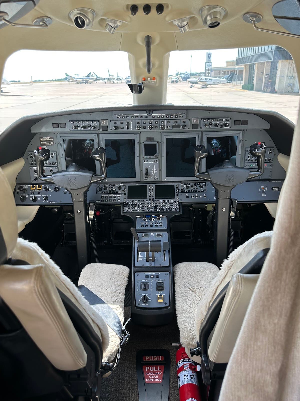 Cessna Citation CJ4 N80TF