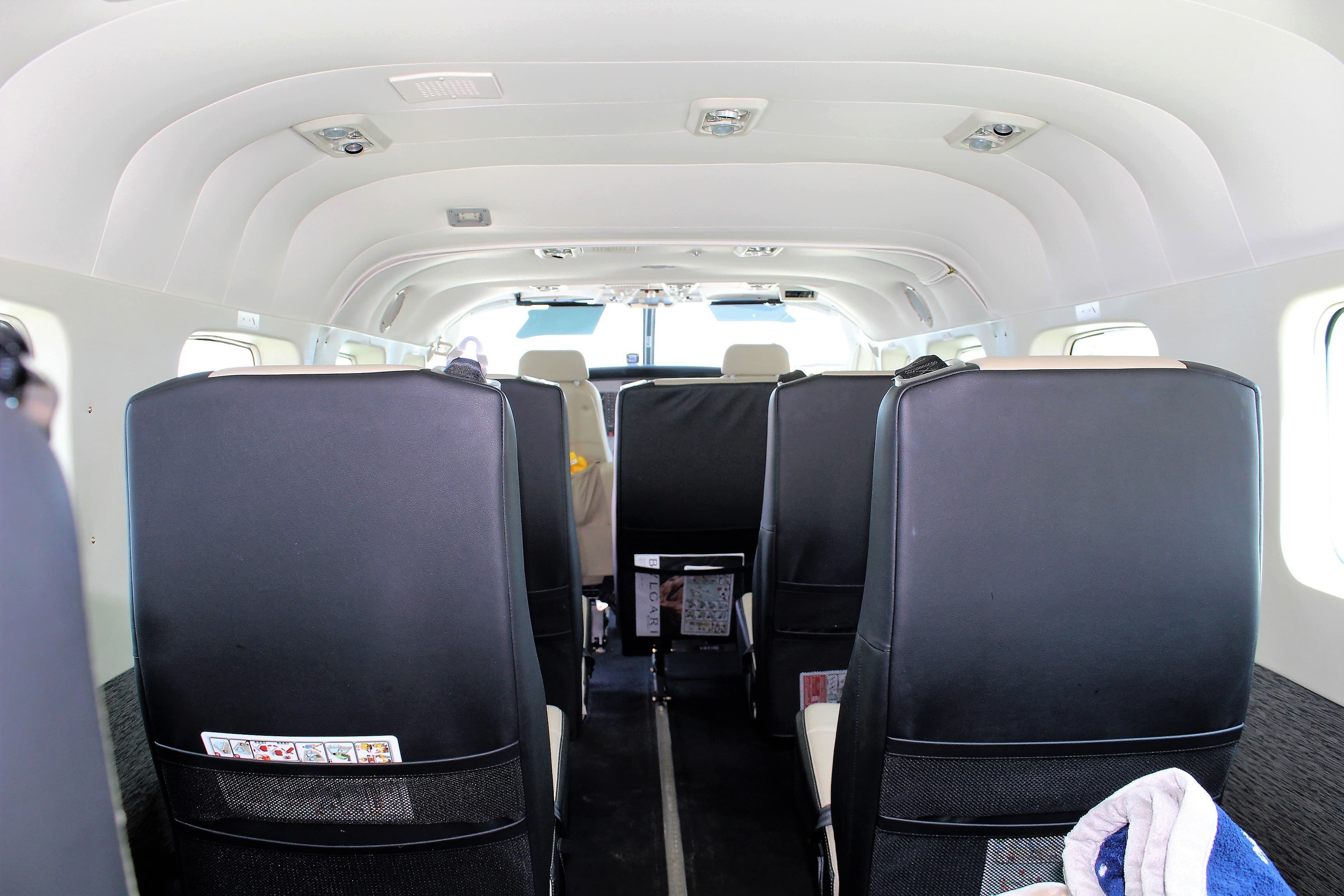 Cessna 208B Grand Caravan N815KD