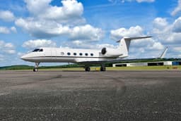 Gulfstream G450 N817DE