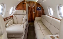 Hawker 900XP N818EZ