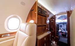 Hawker 900XP N818EZ