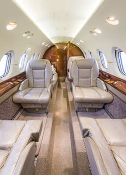 Hawker 800XP N818LX