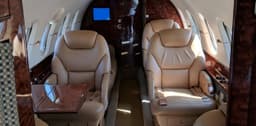 Hawker 800XP N823AM
