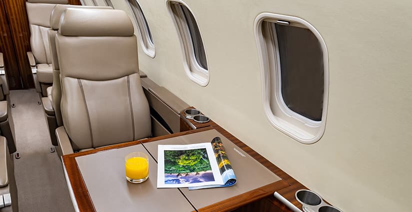 Learjet 45XR N823HM