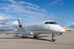 Challenger 350 N827DD