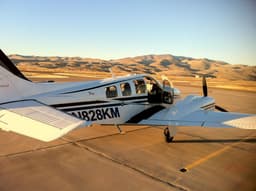 Beechcraft 58 Baron N828KM