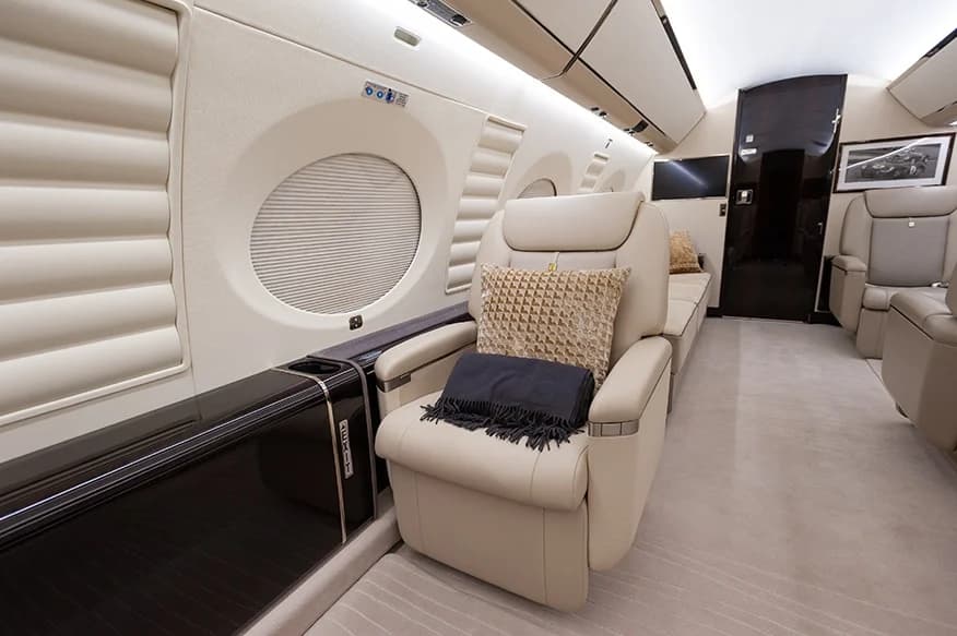Gulfstream G650ER N828SN