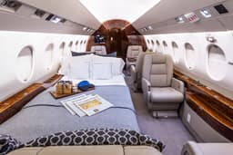 Falcon 2000EX EASy N833JB