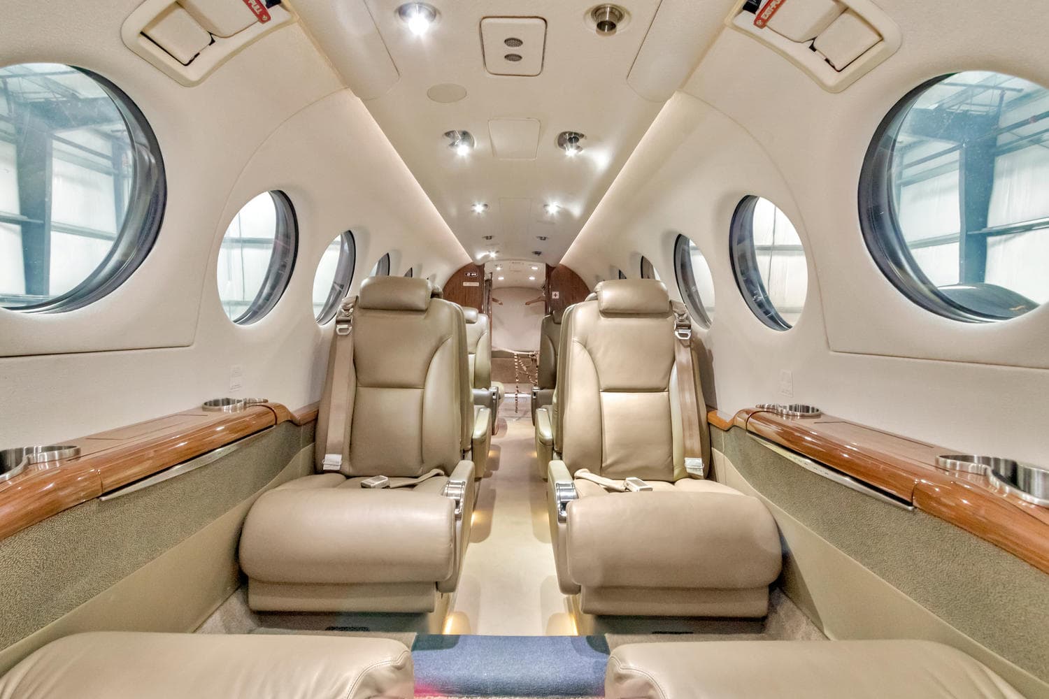 Beechcraft King Air 350 N845KA