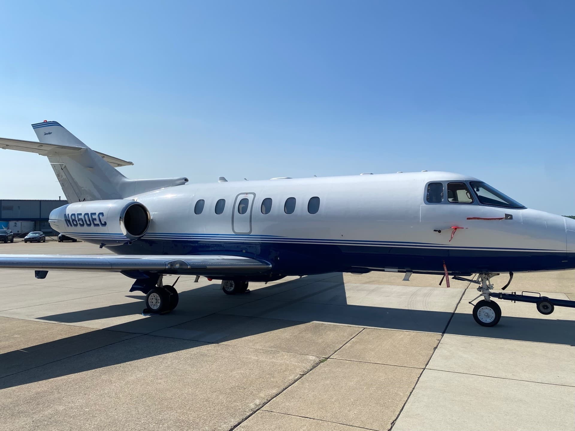 Hawker 850XP N850EC