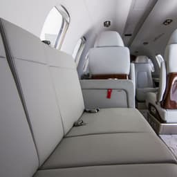Embraer Phenom 300 N858EE