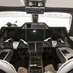 Embraer Phenom 300 N858EE