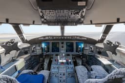 Challenger 650 N858MY