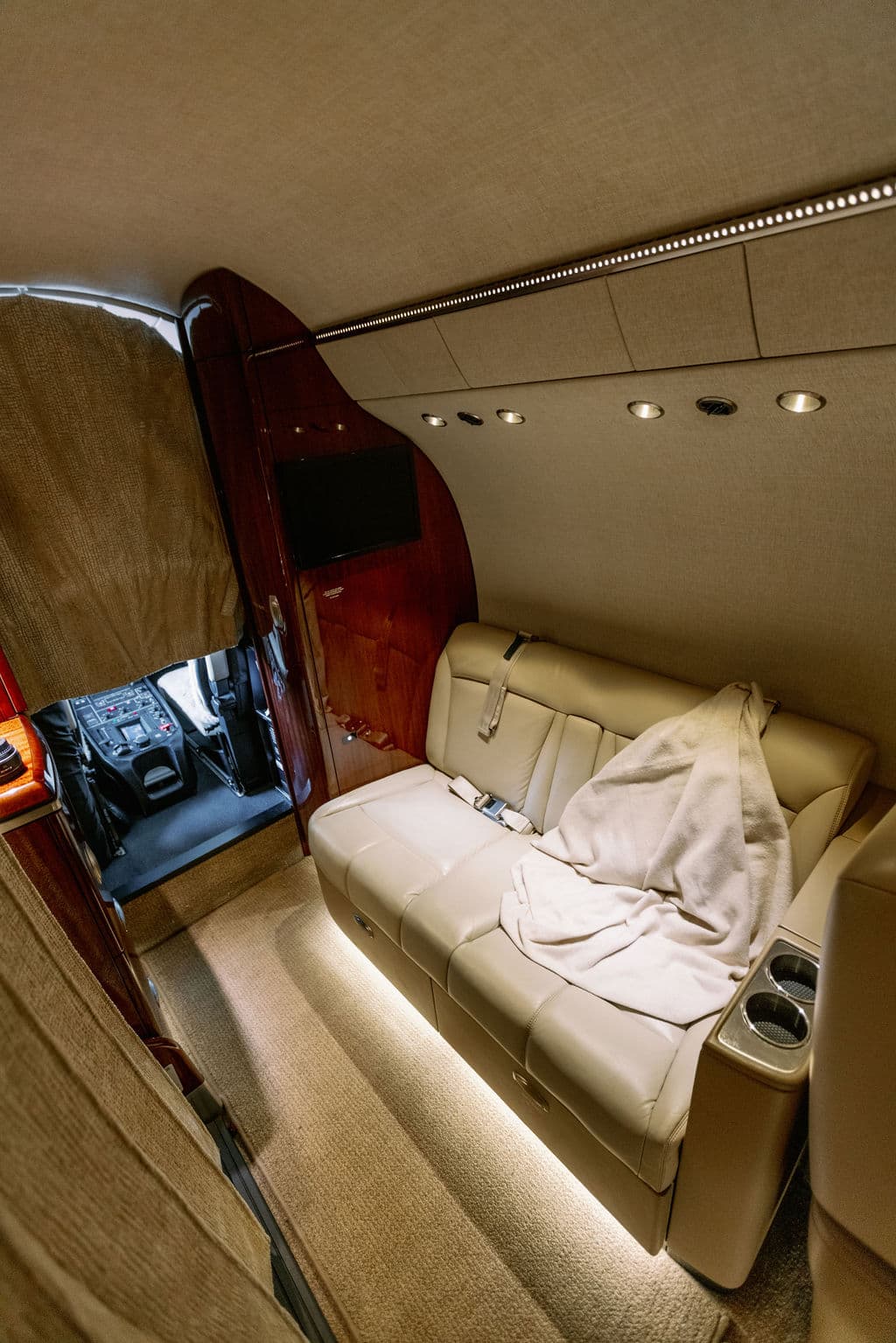 Cessna Citation Latitude N859JC