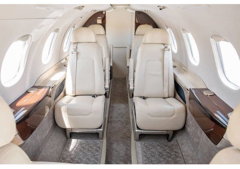 Embraer Phenom 300 N862LG