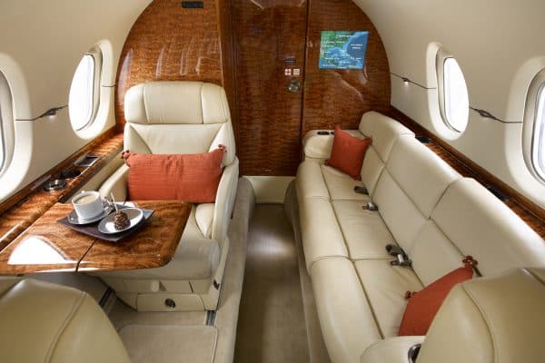 Hawker 800XP N864AM