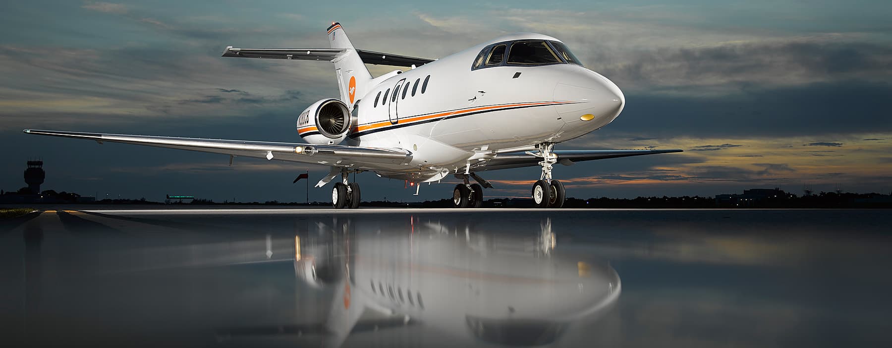 Hawker 800XP N864AM