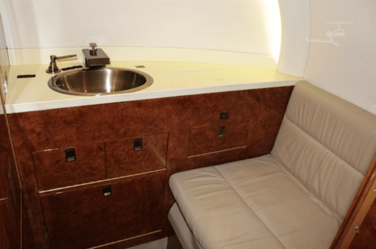 Hawker 800XP N87RB