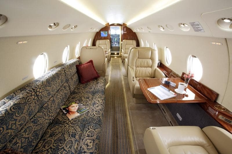 Gulfstream G200 N882MR