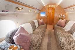 Gulfstream G550 N885AR