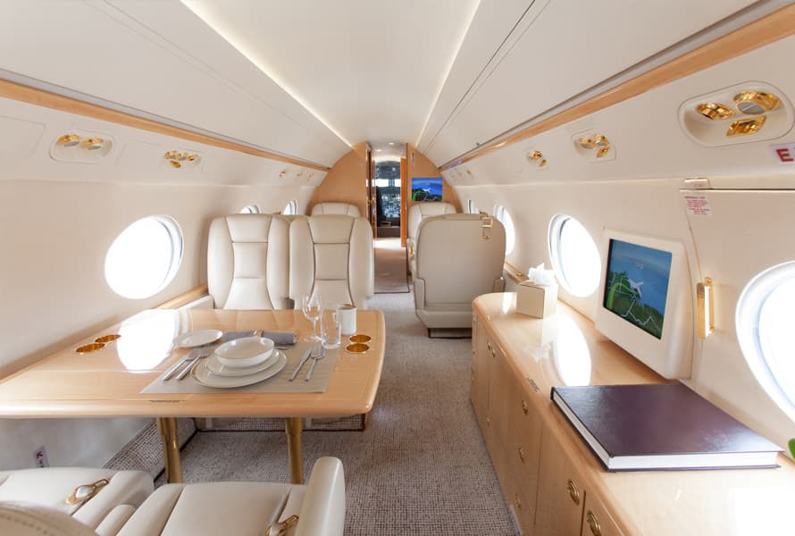 Gulfstream G550 N885AR