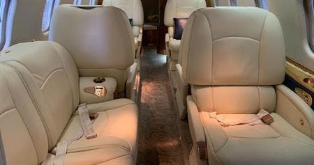 Learjet 60 N888LJ