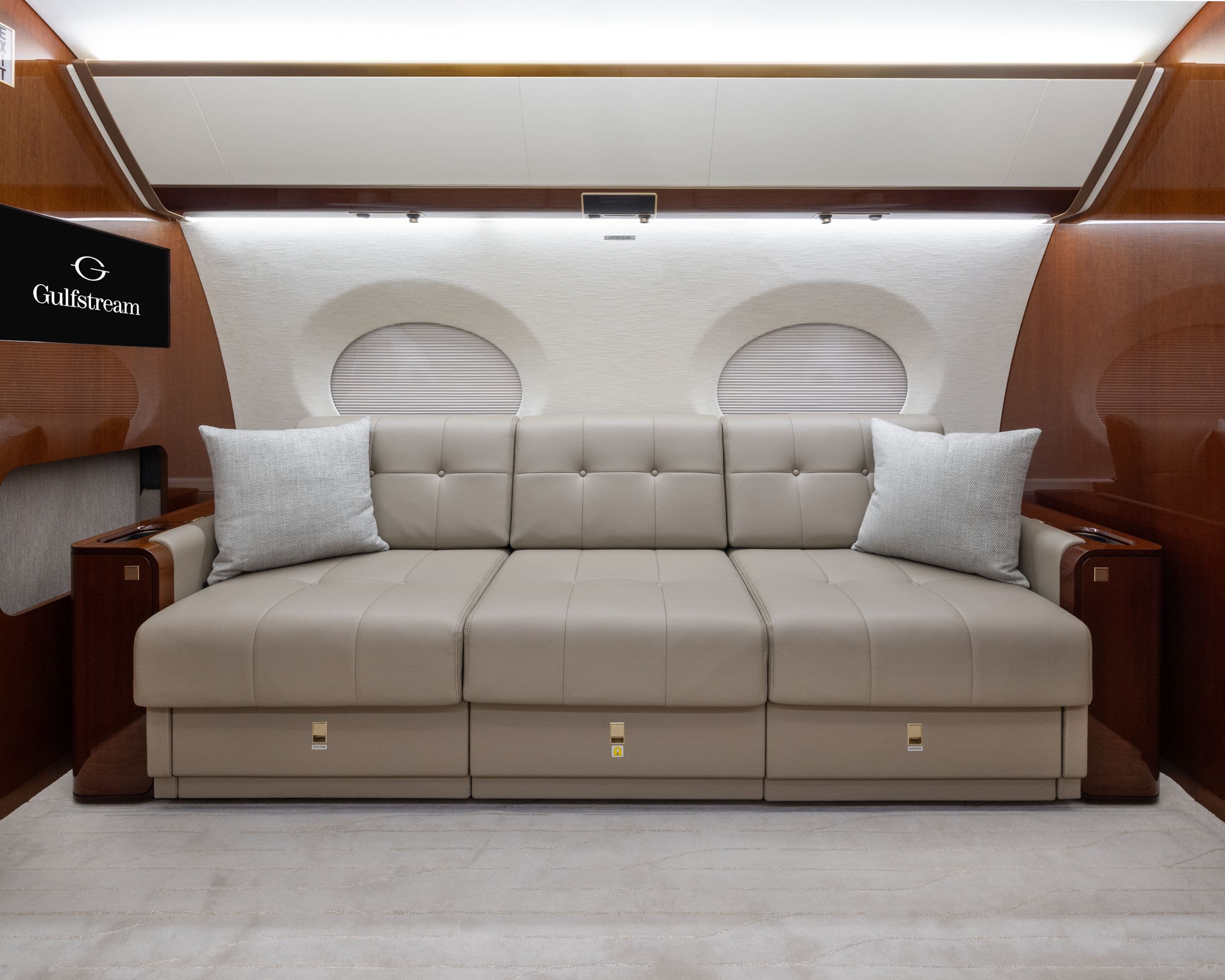 Gulfstream G650ER N889LV