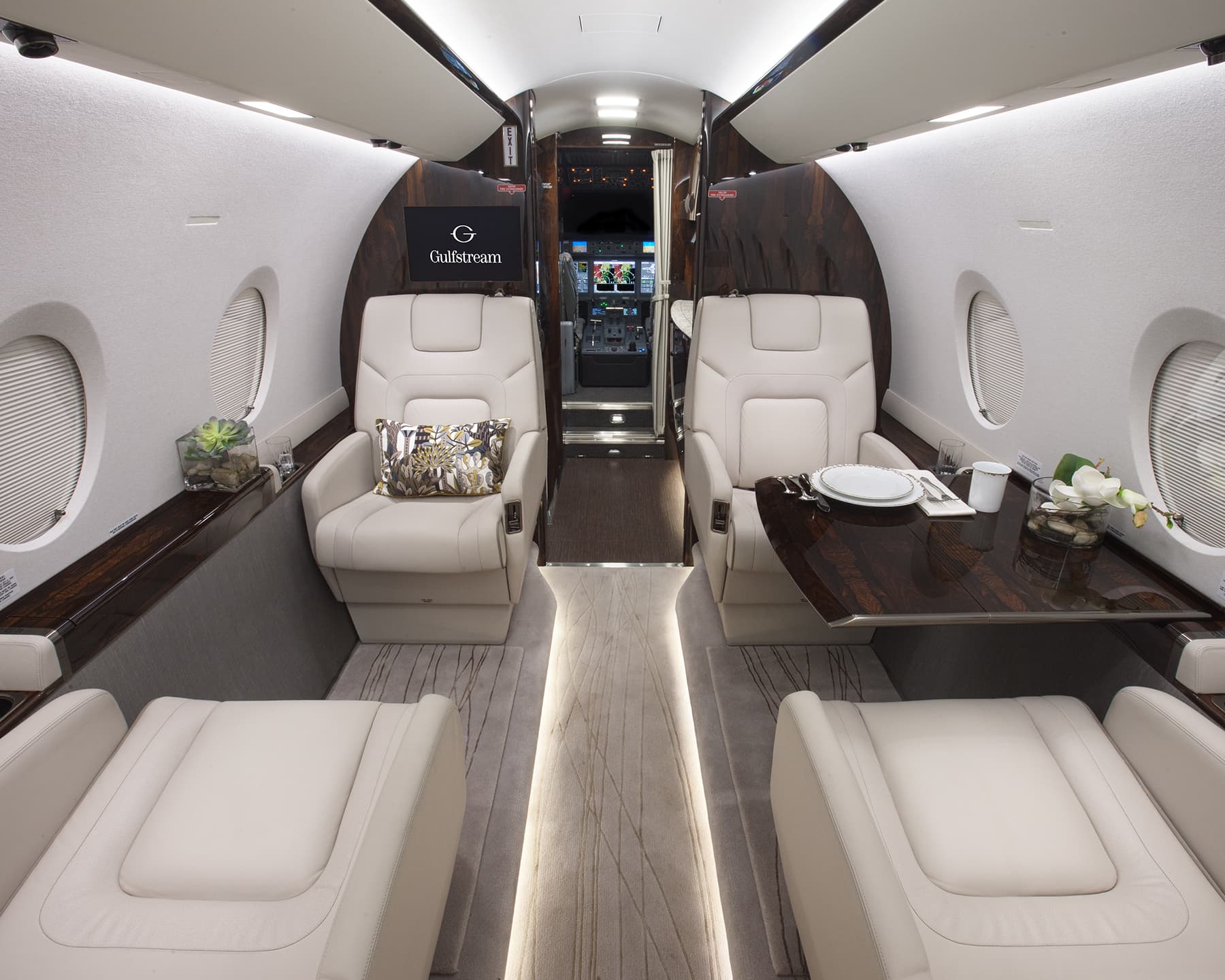 Gulfstream G280 N889MR
