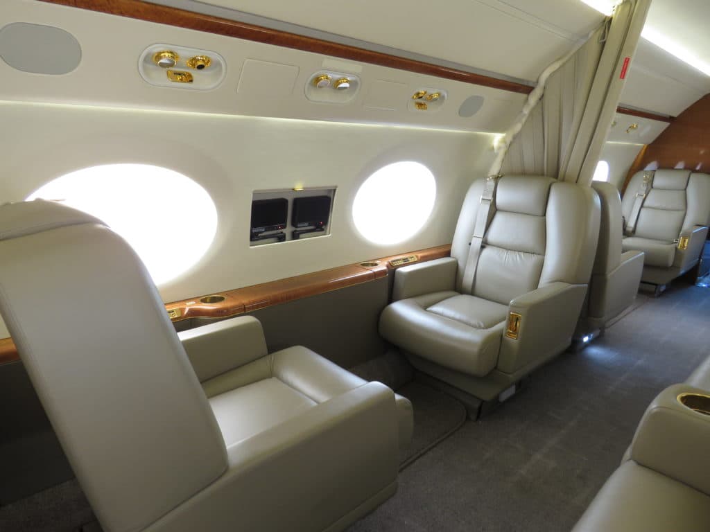 Gulfstream G550 N889MS