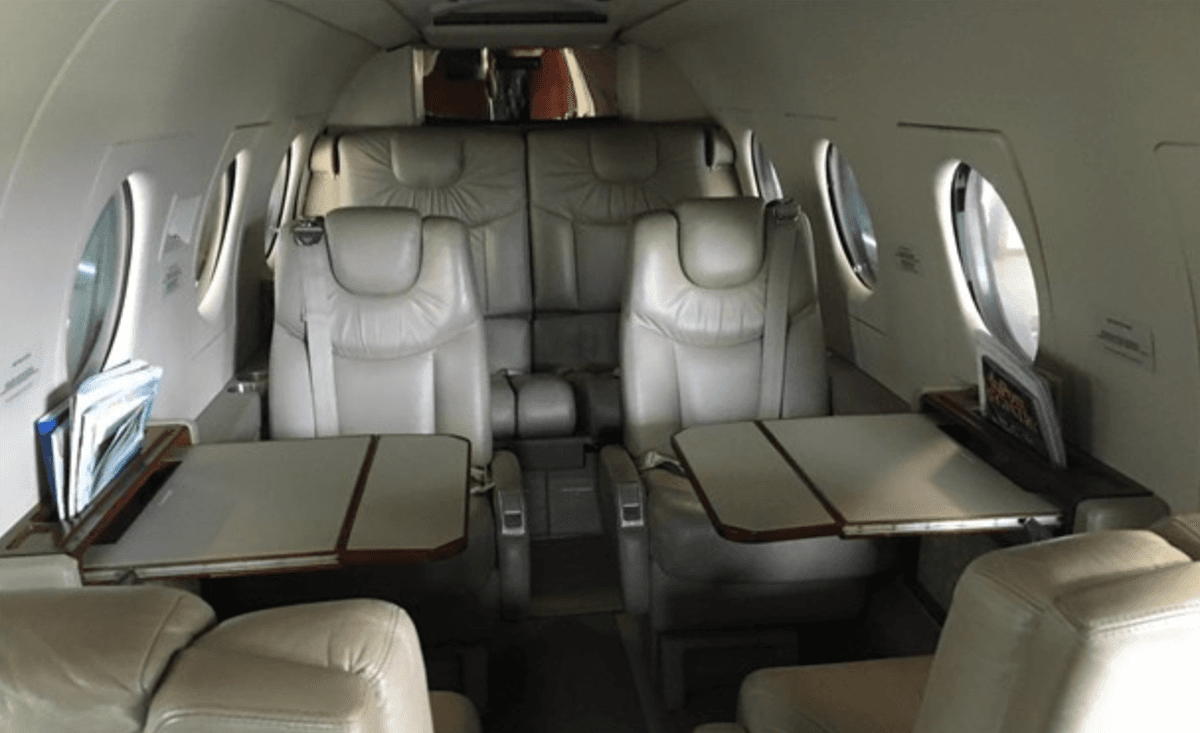 Beechjet 400 N88UA