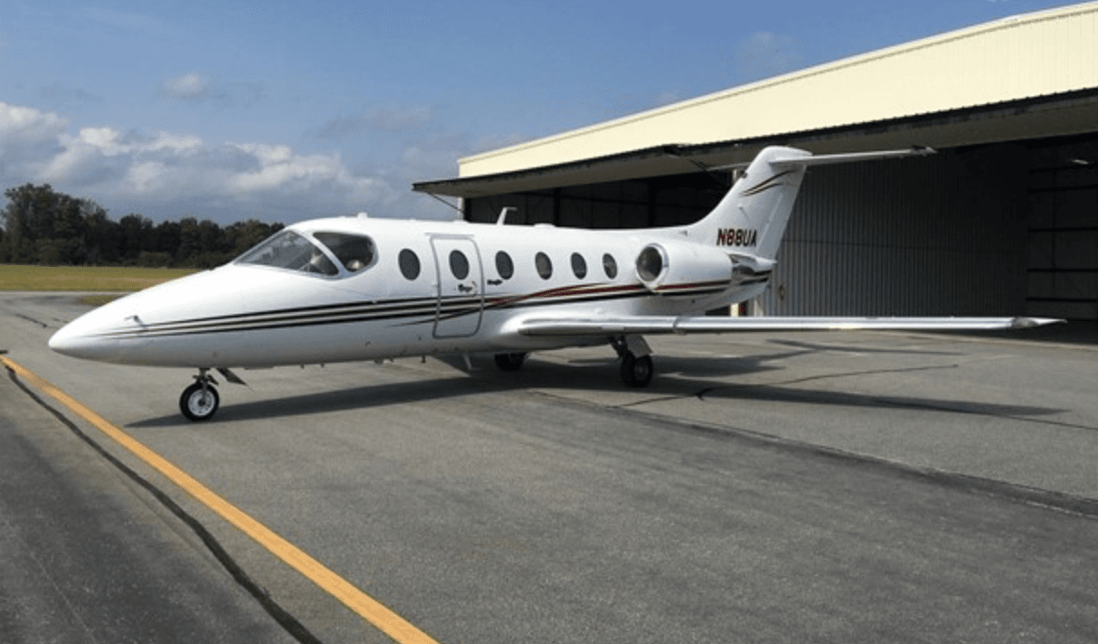 Beechjet 400 N88UA