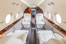 Hawker 900XP N890TX