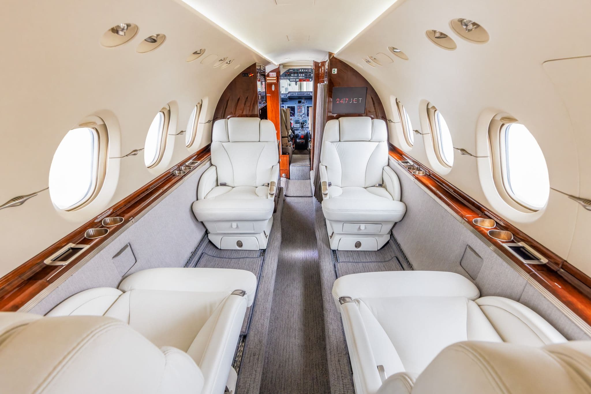Hawker 900XP N890TX