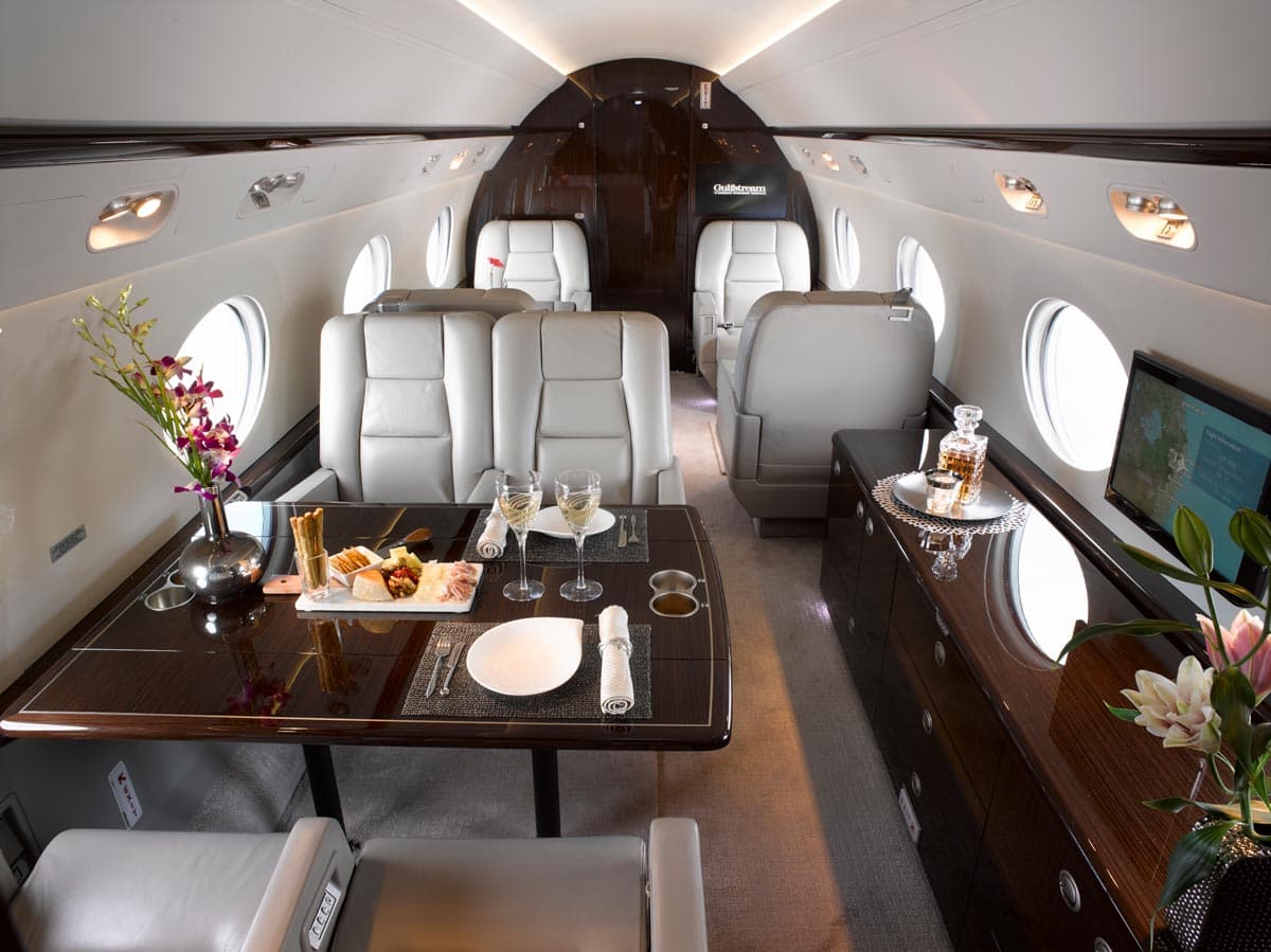 Gulfstream G450 N899FS