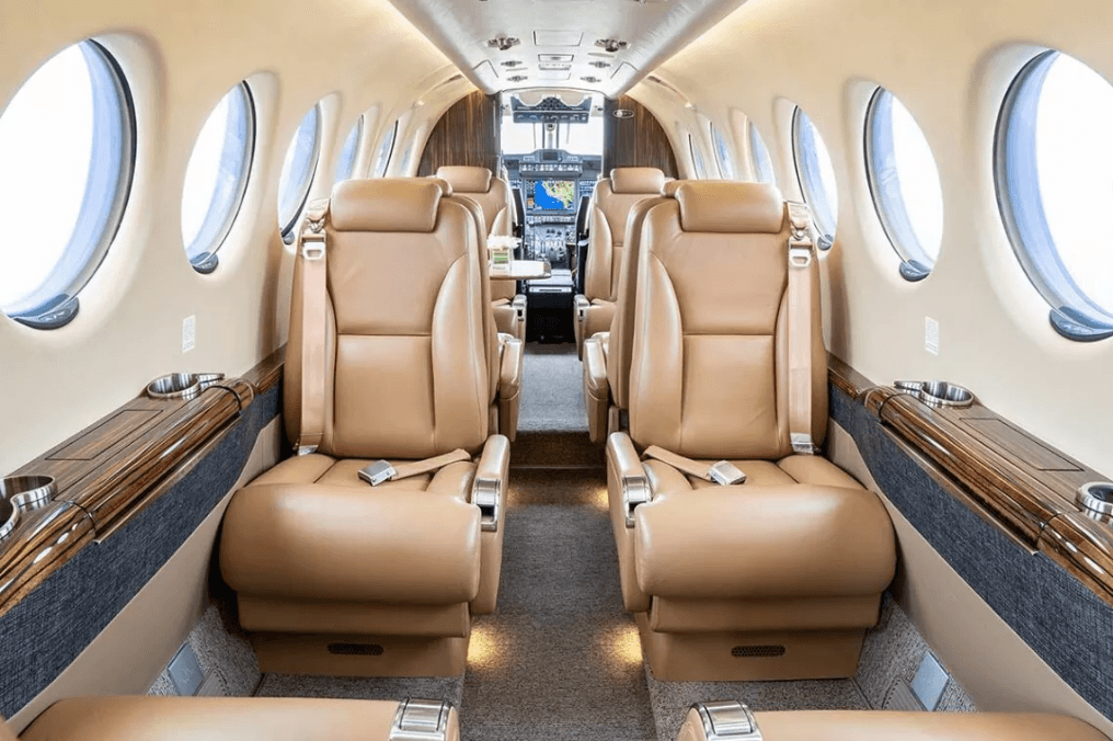 Beechcraft King Air 350iER N89MB