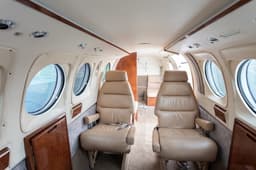 Beechcraft King Air C90 N900MT