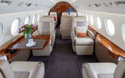 Falcon 2000LXS N905B